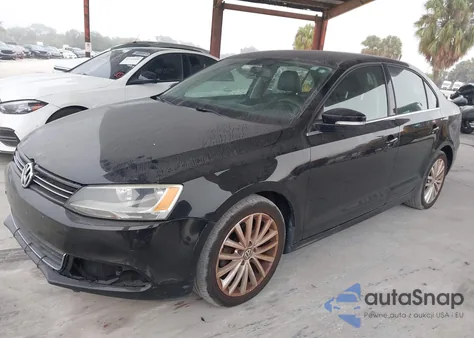 2013 Volkswagen Jetta 2.5L Se z USA, uszkodzony, nr VIN 3VWDP7AJ3DM376656